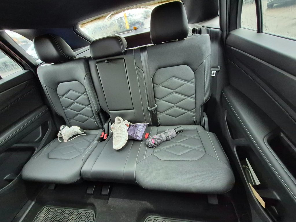 2024 Volkswagen Atlas Cross Sport 4MOTION in Mont-Laurier, Quebec - 8 - w1024h768px