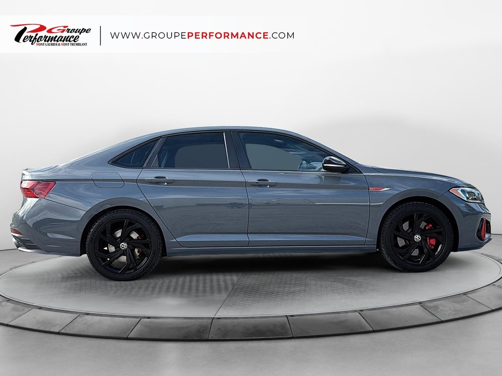 2023 Volkswagen Jetta GLI in Mont-Tremblant, Quebec - 8 - w1024h768px