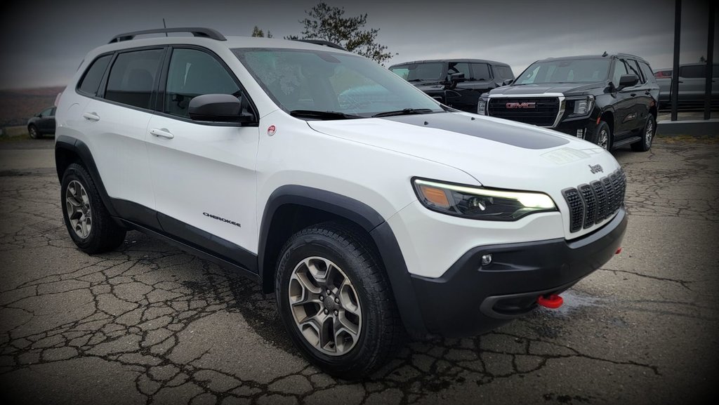 Jeep Cherokee  2021 à Gaspé, Québec - 4 - w1024h768px