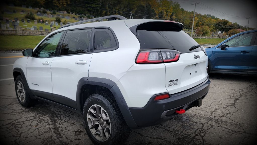 Jeep Cherokee  2021 à Gaspé, Québec - 10 - w1024h768px