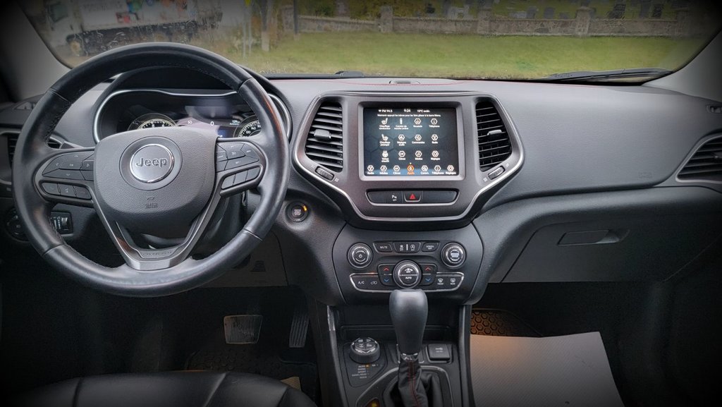 Jeep Cherokee  2021 à Gaspé, Québec - 15 - w1024h768px