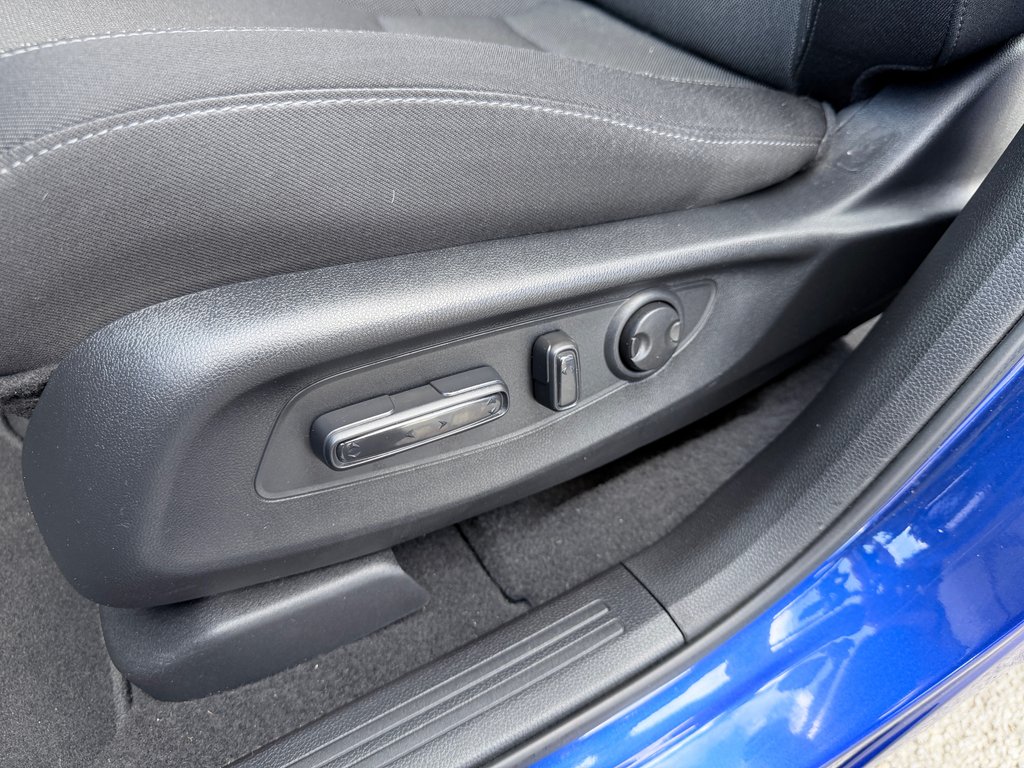 2023 Honda CR-V Sport AWD in Notre-Dame-des-Prairies, Quebec - 26 - w1024h768px