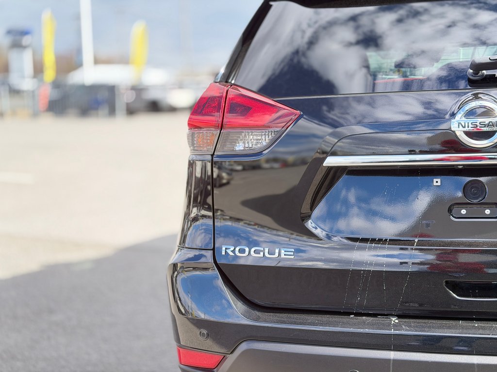 2019 Nissan Rogue SV in Notre-Dame-des-Prairies, Quebec - 12 - w1024h768px