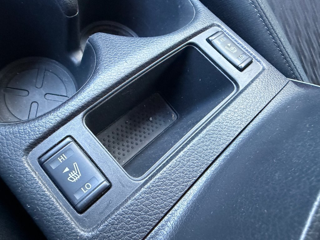 2020 Nissan Rogue SV in Notre-Dame-des-Prairies, Quebec - 32 - w1024h768px