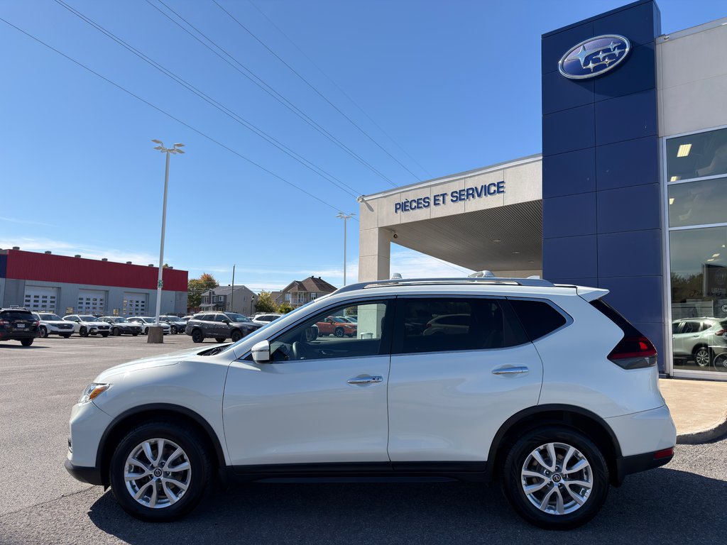 2020 Nissan Rogue SV in Notre-Dame-des-Prairies, Quebec - 8 - w1024h768px