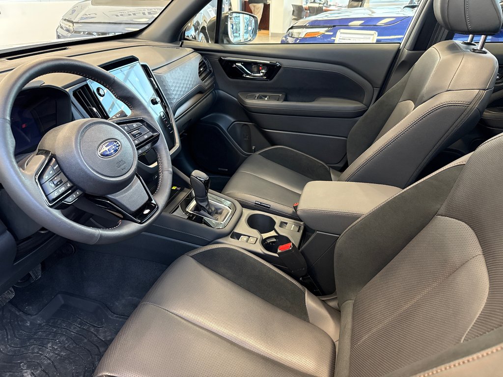 Subaru Forester e-BOXER Hybrid Premier 2025 à Notre-Dame-des-Prairies, Québec - 4 - w1024h768px