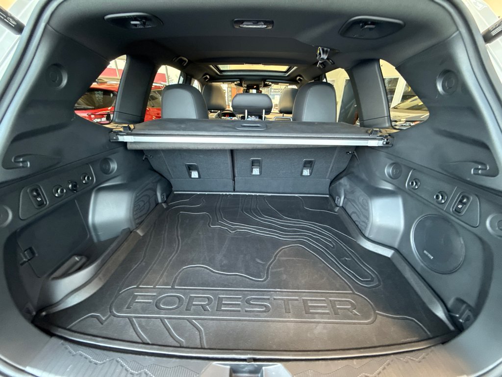 Subaru Forester e-BOXER Hybrid Premier 2025 à Notre-Dame-des-Prairies, Québec - 17 - w1024h768px