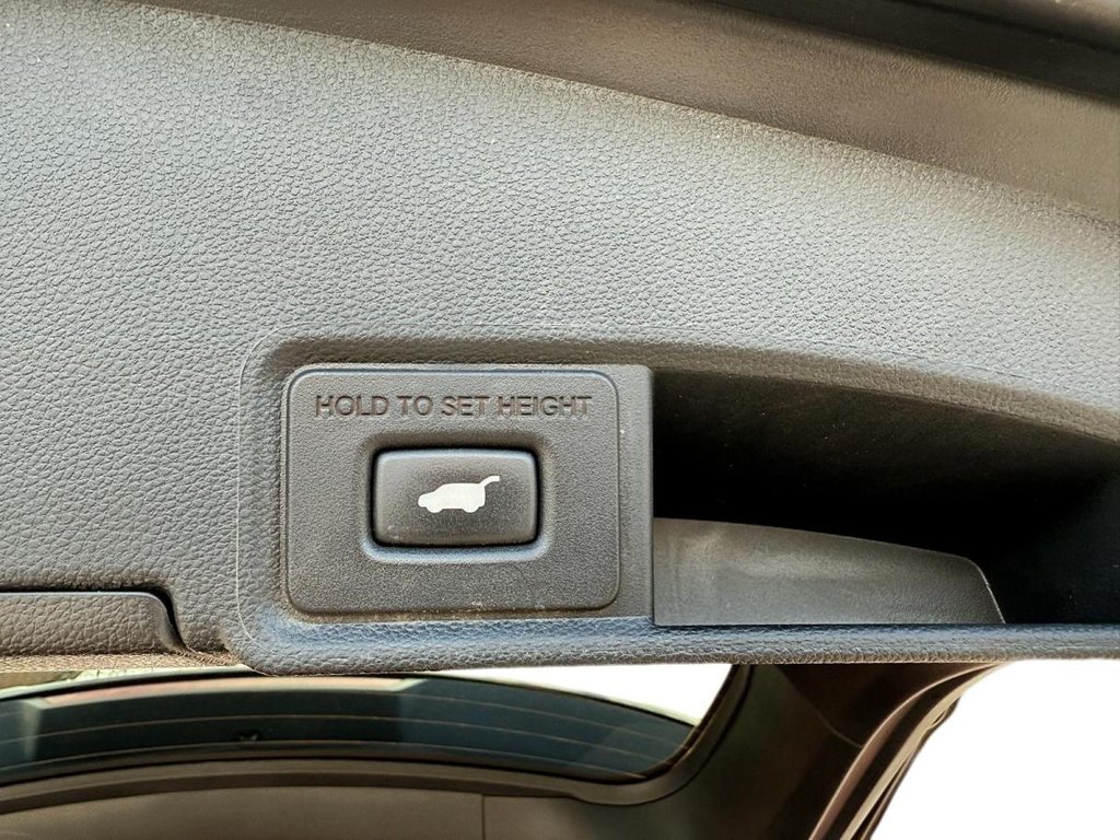 2020 Acura RDX in Quebec, Quebec - 15 - w1024h768px