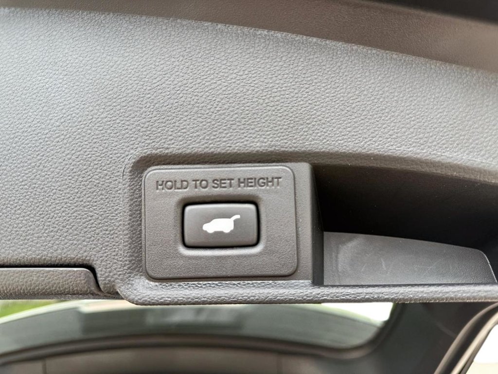 2023 Acura RDX in Quebec, Quebec - 13 - w1024h768px