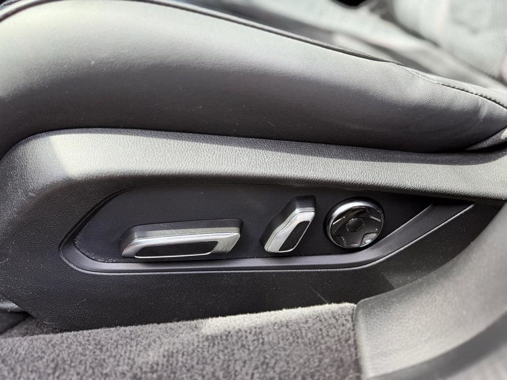 2022 Acura TLX in Quebec, Quebec - 12 - w1024h768px