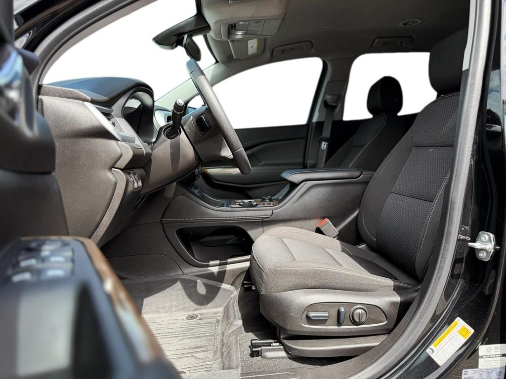 2023 GMC Acadia in Quebec, Quebec - 10 - w1024h768px