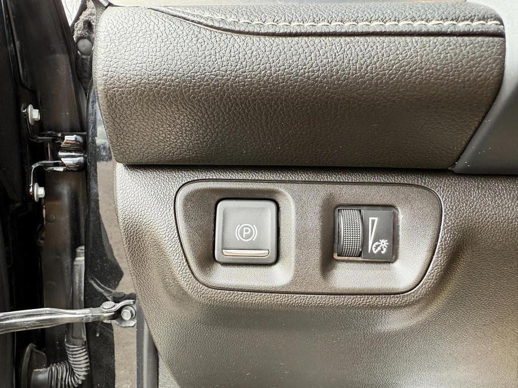 2023 GMC Acadia in Quebec, Quebec - 18 - w1024h768px