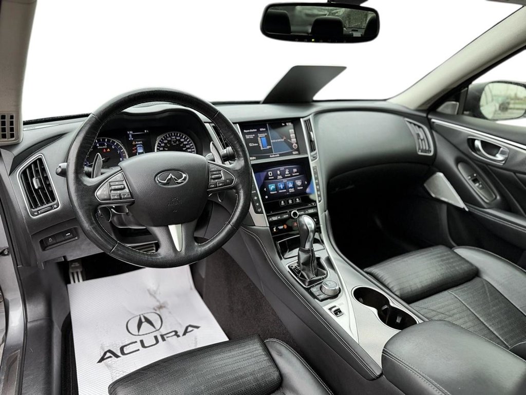 2017 Infiniti Q50 in Quebec, Quebec - 11 - w1024h768px