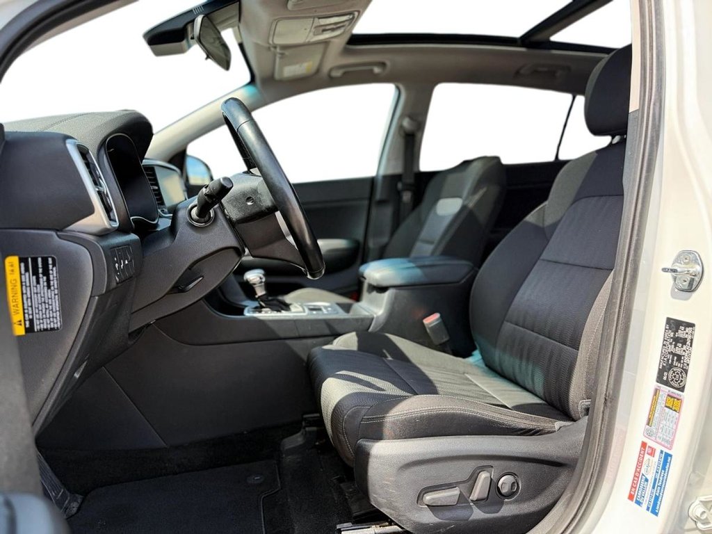 Kia Sportage  2022 à Québec, Québec - 9 - w1024h768px