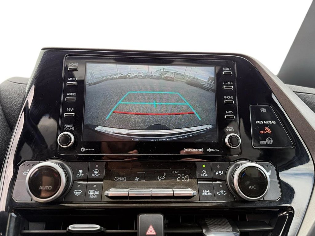 2022 Toyota Highlander in Quebec, Quebec - 20 - w1024h768px
