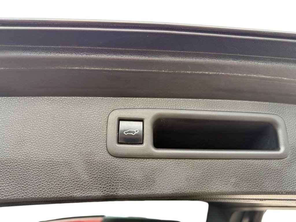 2022 Toyota Highlander in Quebec, Quebec - 14 - w1024h768px