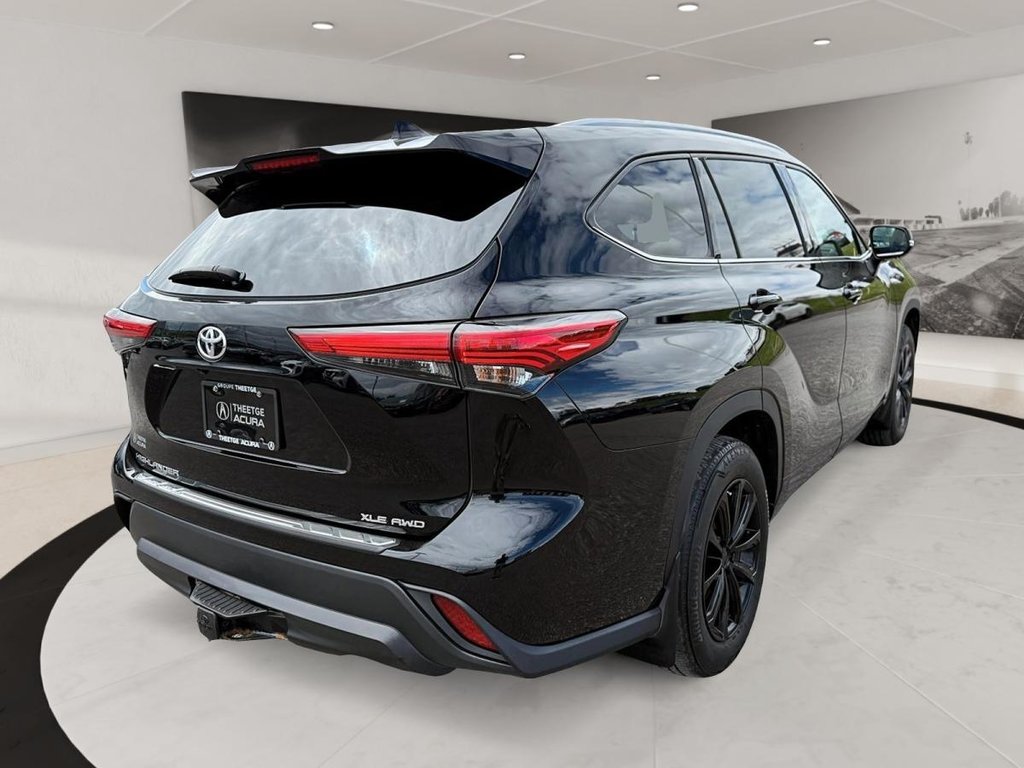 2022 Toyota Highlander in Quebec, Quebec - 5 - w1024h768px