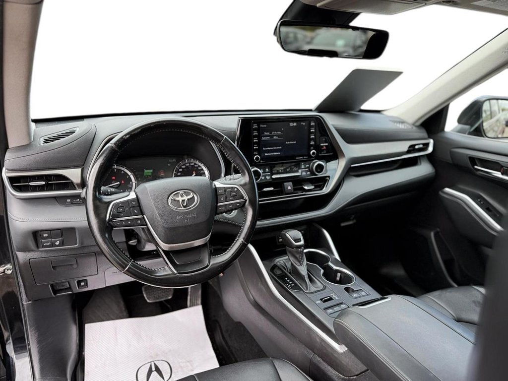 2022 Toyota Highlander in Quebec, Quebec - 12 - w1024h768px