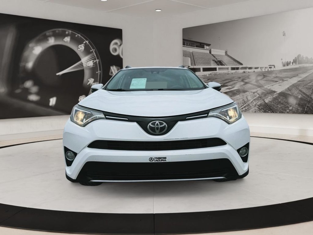 Toyota RAV4  2017 à Québec, Québec - 2 - w1024h768px