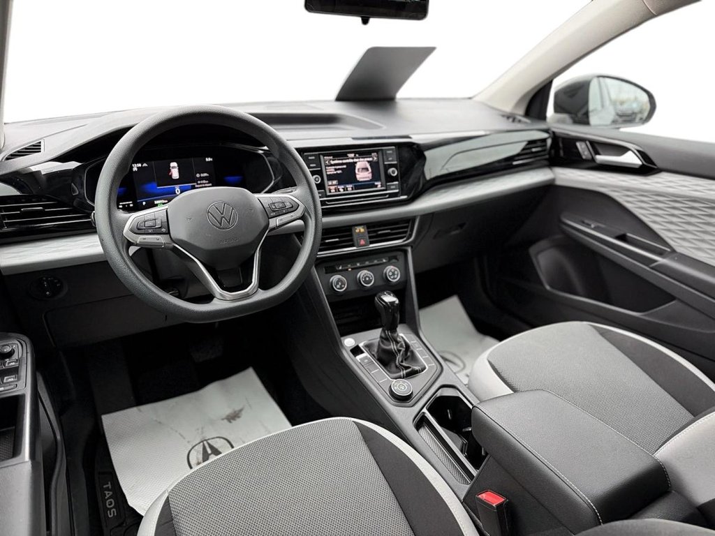 Volkswagen Taos  2022 à Québec, Québec - 11 - w1024h768px