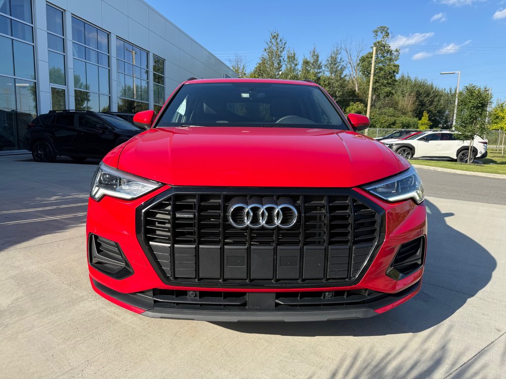 Audi Q3 KOMFORT QUATTRO,CAMÉRA DE RECUL,BANC CHAUFFANT 2023 à Saint-Jérôme, Québec - 2 - w1024h768px