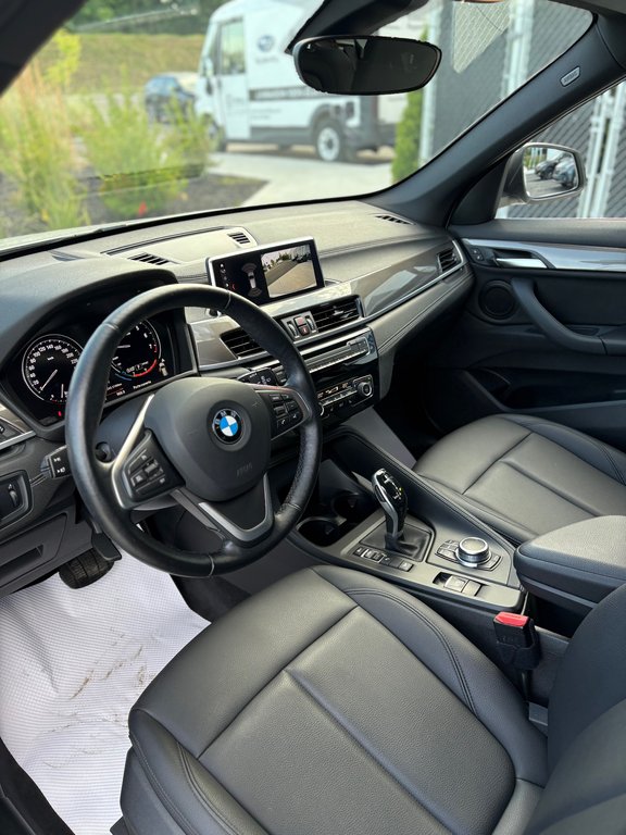 2021 BMW X1 XDRIVE28i, BANC CHAUFFANT, CAMÉRA DE RECUL in Charlemagne, Quebec - 4 - w1024h768px