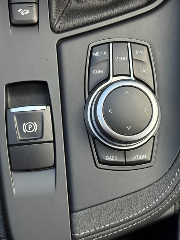 2021 BMW X1 XDRIVE28i, BANC CHAUFFANT, CAMÉRA DE RECUL in Charlemagne, Quebec - 15 - w1024h768px