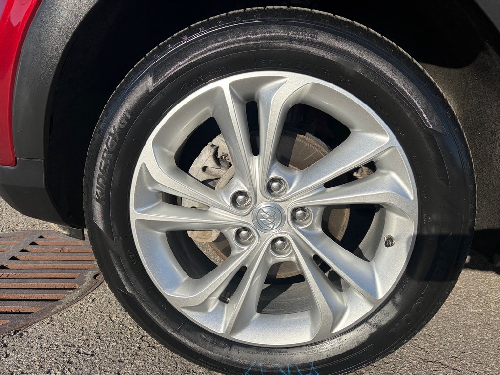 2022 Buick Encore GX Preferred in Charlemagne, Quebec - 6 - w1024h768px