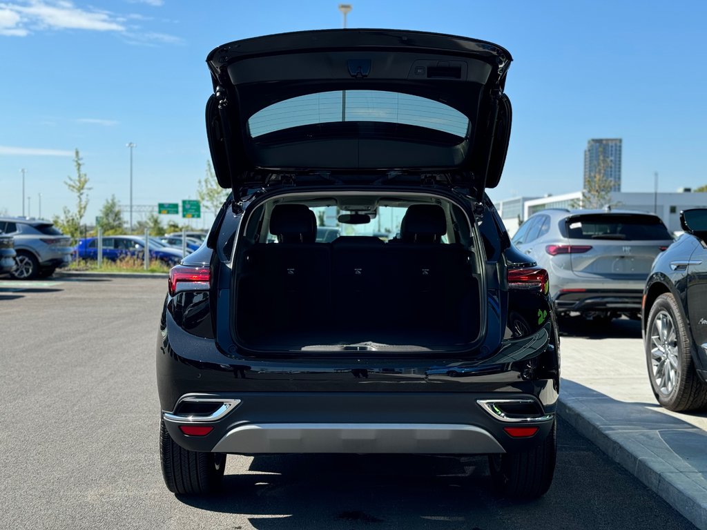 Buick ENVISION Essence 2023 à Charlemagne, Québec - 6 - w1024h768px