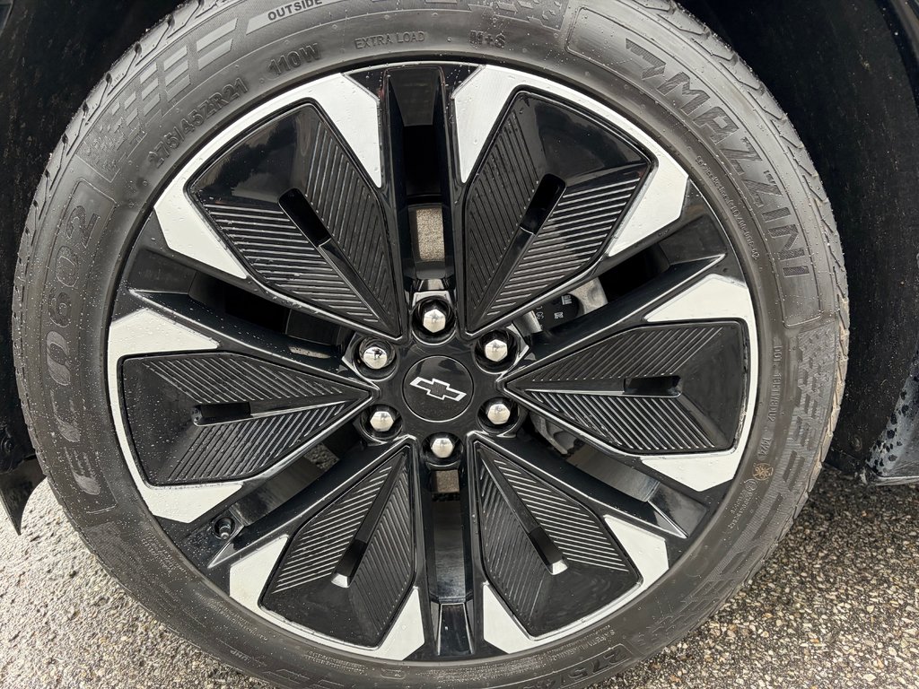 2024 Chevrolet BLAZER EV in Charlemagne, Quebec - 6 - w1024h768px