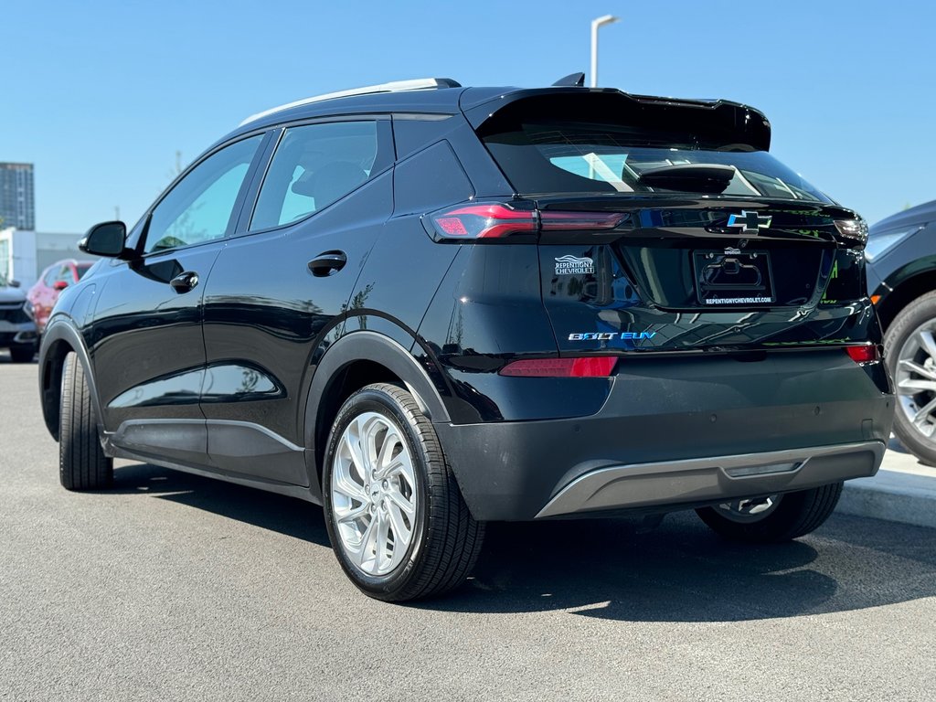 2022 Chevrolet BOLT EUV LT in Charlemagne, Quebec - 4 - w1024h768px