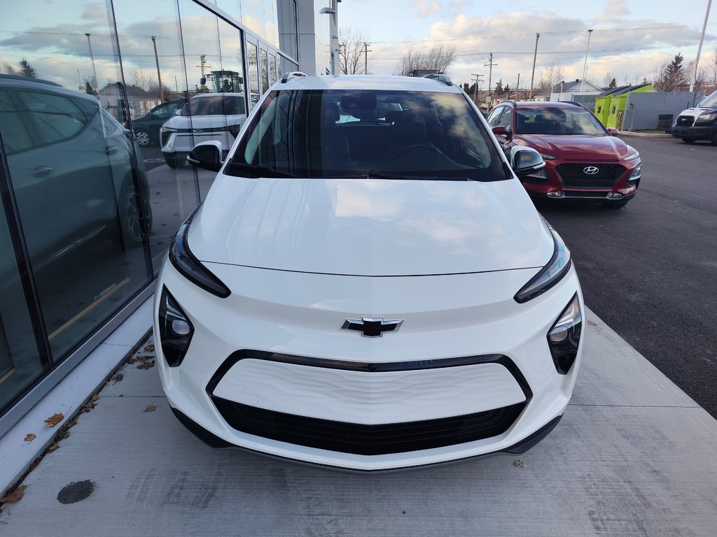 2022 Chevrolet BOLT EUV PREMIER in Charlemagne, Quebec - 2 - w1024h768px