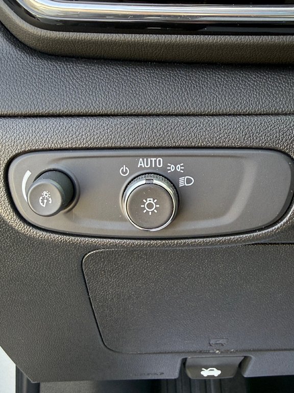2023 Chevrolet Bolt EUV LT, CAMÉRA DE RECUL, BANC CHAUFFANT in Saint-Jérôme, Quebec - 24 - w1024h768px