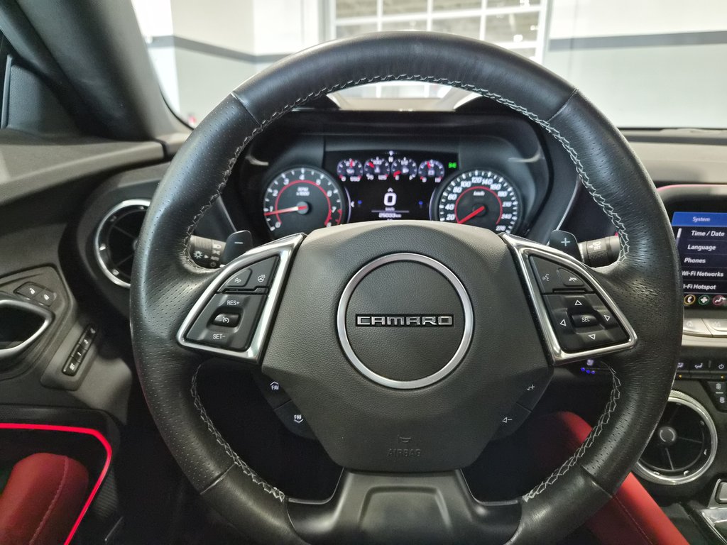 Chevrolet CAMARO COUPE 2LT (2LT) RS , 2023 à Charlemagne, Québec - 7 - w1024h768px