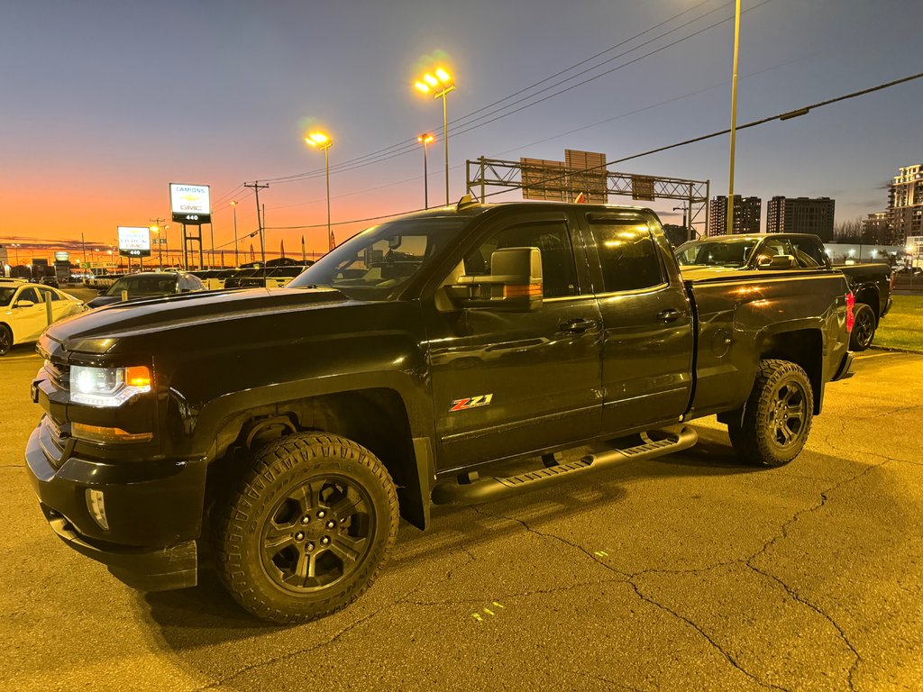 2019  Silverado 1500 LT 4WD Z71 OFF ROAD in Charlemagne, Quebec - 1 - w1024h768px