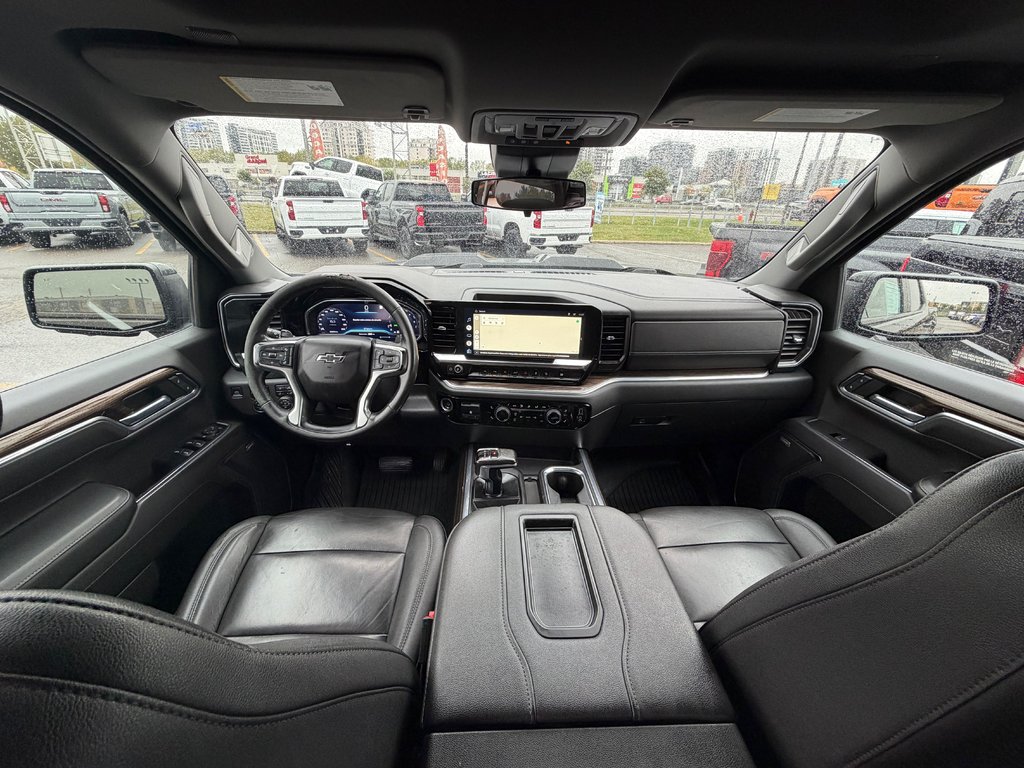 2022 Chevrolet Silverado 1500 4WD Crew Cab in Charlemagne, Quebec - 9 - w1024h768px