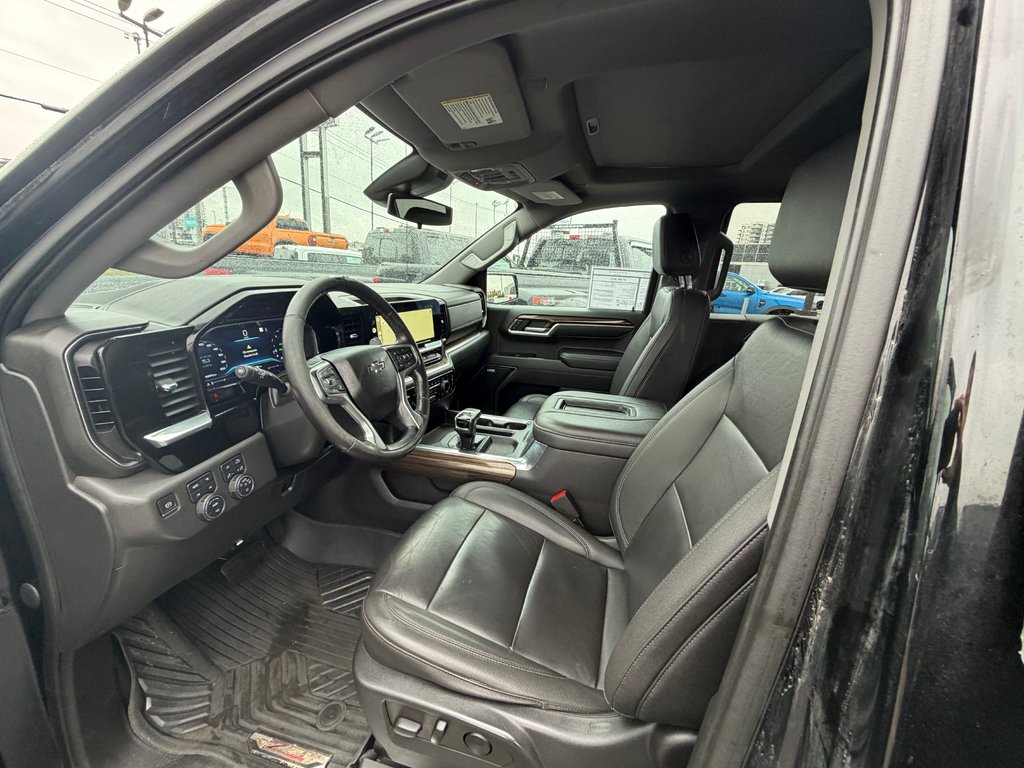 2022 Chevrolet Silverado 1500 4WD Crew Cab in Charlemagne, Quebec - 7 - w1024h768px