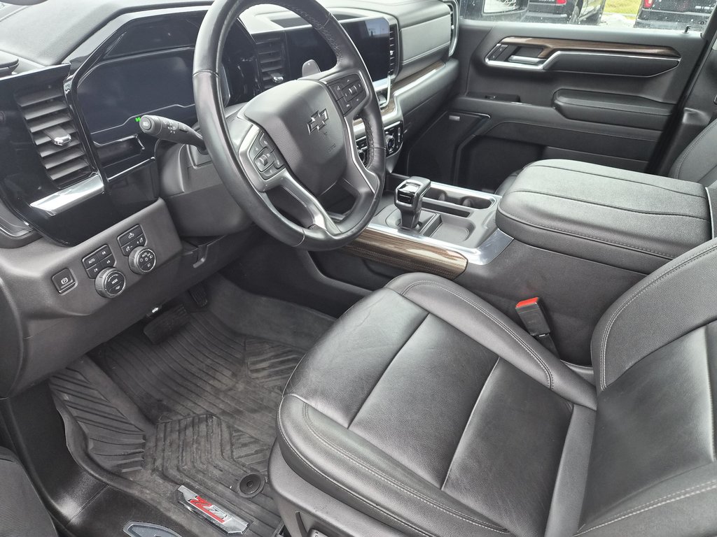 2023 Chevrolet Silverado 1500 LT Trail Boss in Charlemagne, Quebec - 7 - w1024h768px