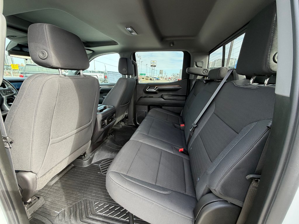 Chevrolet Silverado 1500 RST 2024 à Saint-Jérôme, Québec - 8 - w1024h768px