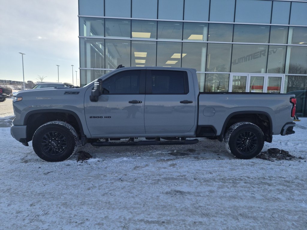 2024 Chevrolet Silverado 2500HD LT in Charlemagne, Quebec - 2 - w1024h768px
