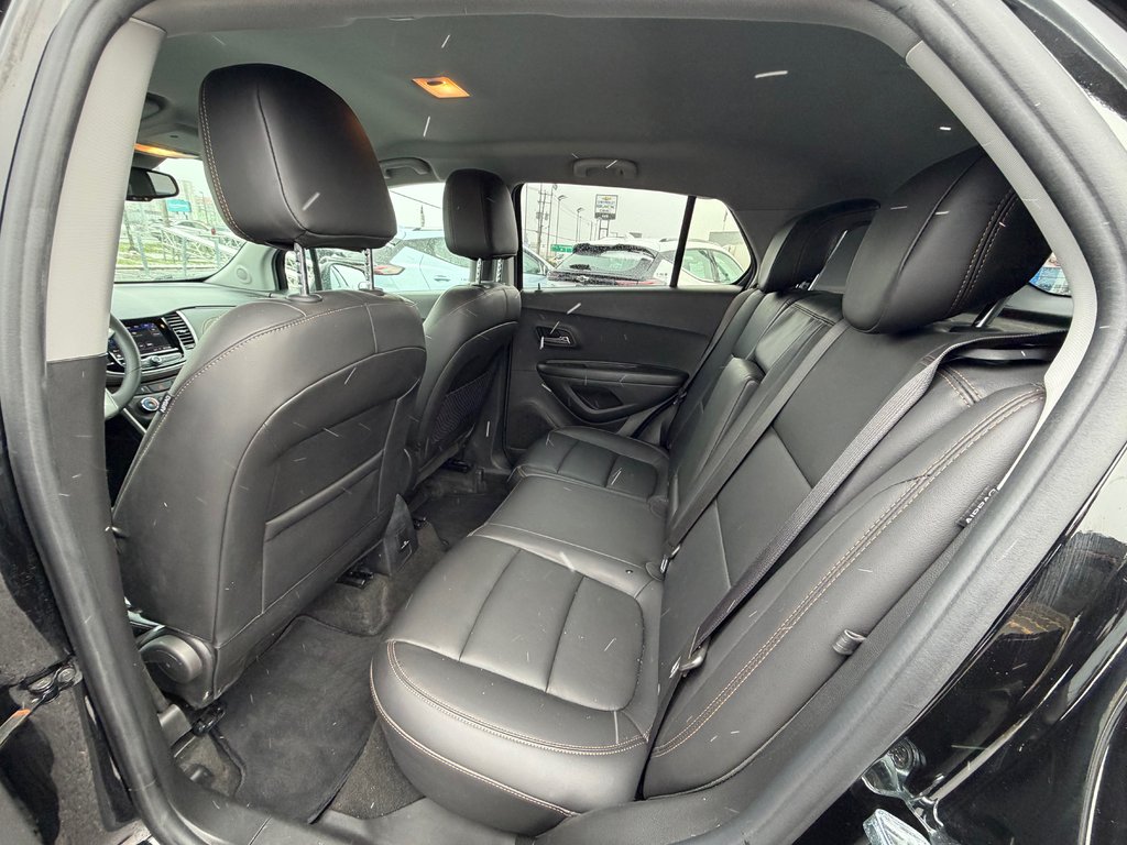 2021 Chevrolet Trax LT in Charlemagne, Quebec - 11 - w1024h768px