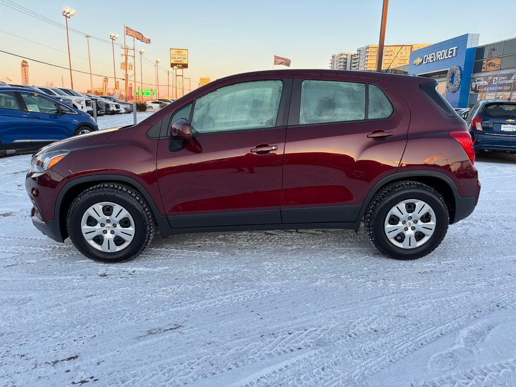 2017 Chevrolet Trax LS in Charlemagne, Quebec - 3 - w1024h768px