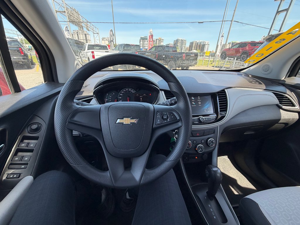 Chevrolet Trax LS 2017 à Charlemagne, Québec - 10 - w1024h768px