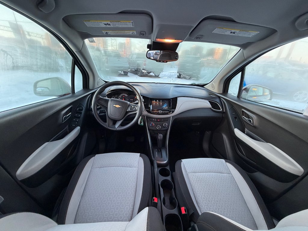 2017 Chevrolet Trax LS in Charlemagne, Quebec - 10 - w1024h768px