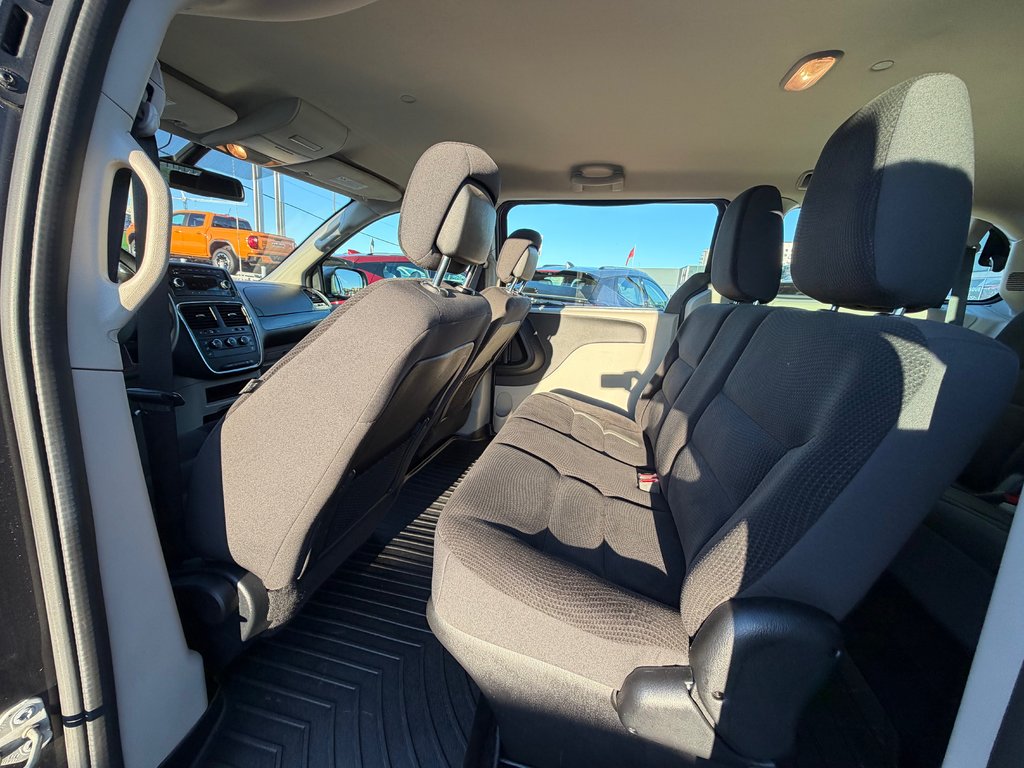 2019 Dodge GRAND CARAVAN ENSEMBLE VALEUR PLUS in Charlemagne, Quebec - 10 - w1024h768px