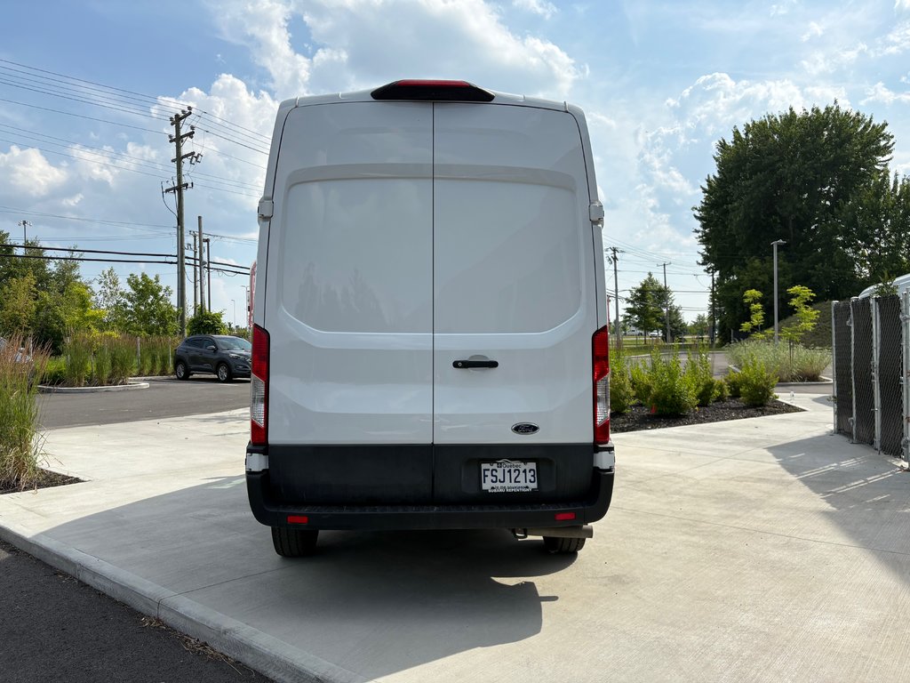 Ford Transit Cargo Van JAMAIS ACCIDENTÉ 2023 à Charlemagne, Québec - 8 - w1024h768px