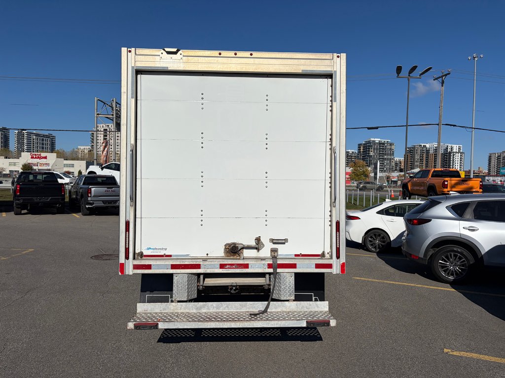 2021 GMC SAVANA , COMM., TRONQ., EMP. 139 PO in Charlemagne, Quebec - 5 - w1024h768px