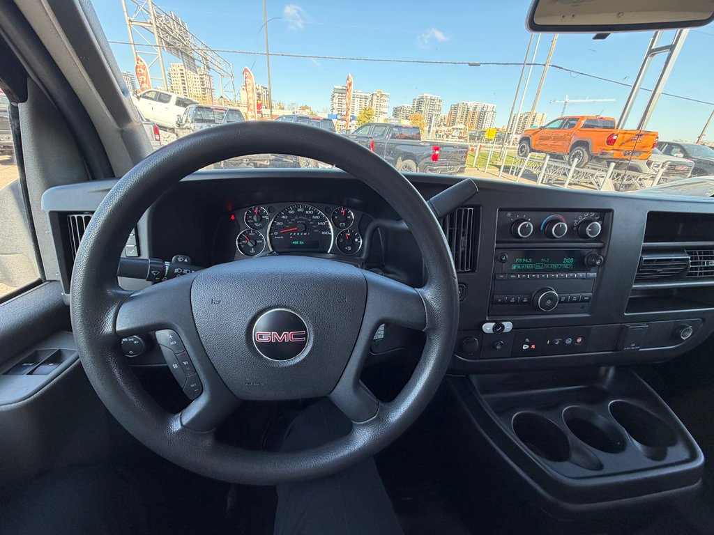 2021 GMC SAVANA , COMM., TRONQ., EMP. 139 PO in Charlemagne, Quebec - 9 - w1024h768px