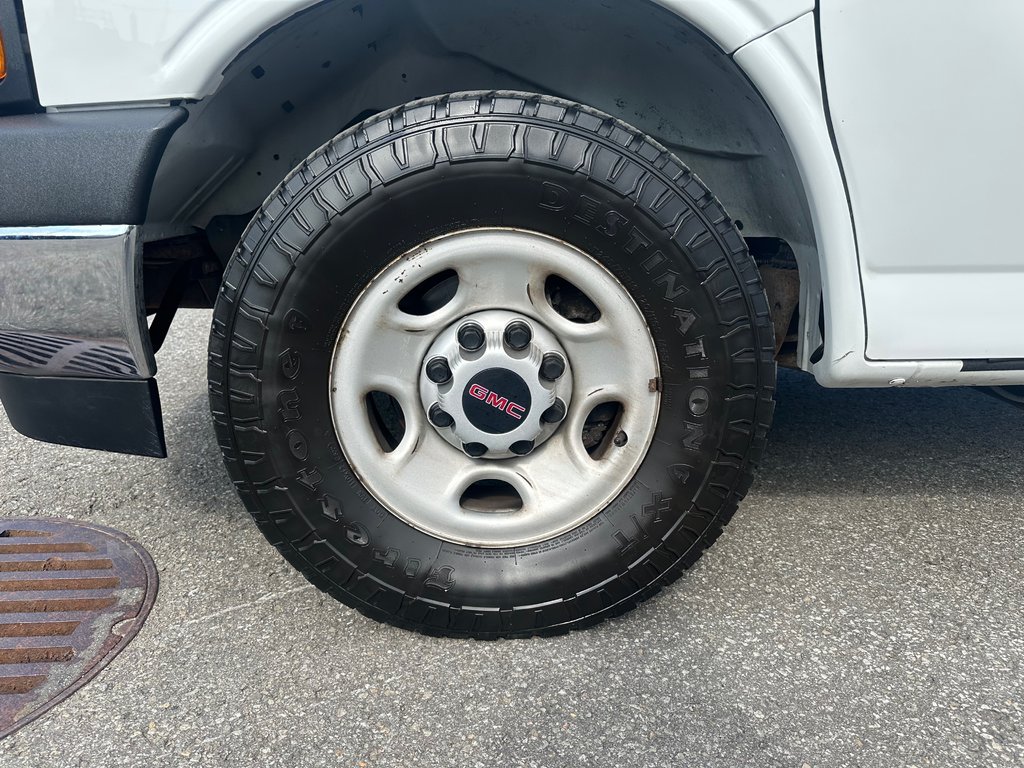 2019 GMC Savana fourgonnette tronquée commercial in Charlemagne, Quebec - 6 - w1024h768px
