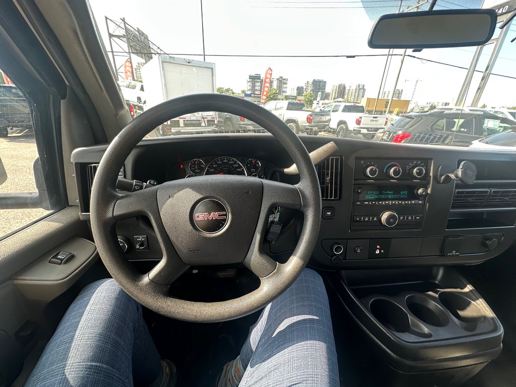 2019 GMC Savana fourgonnette tronquée commercial in Charlemagne, Quebec - 9 - w1024h768px